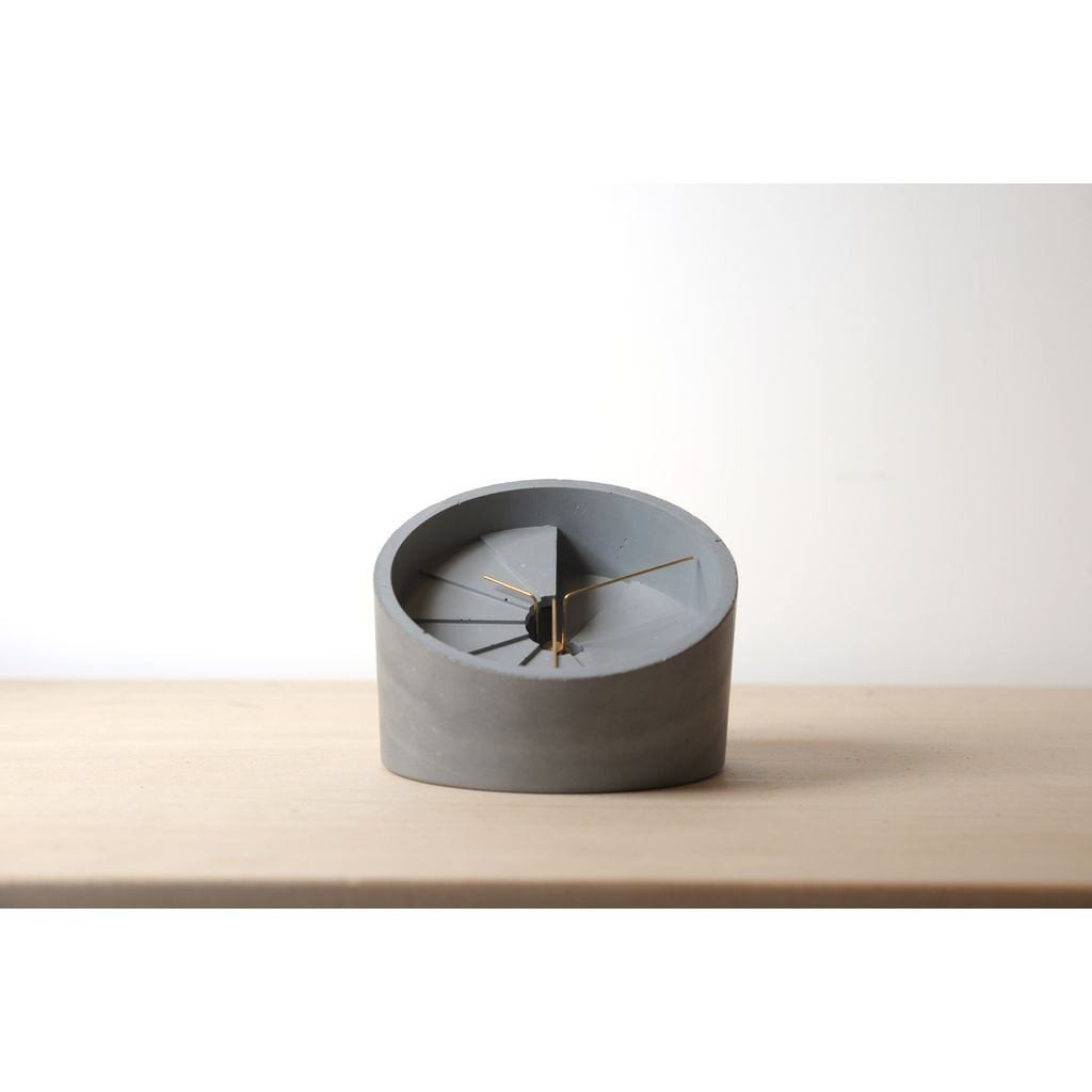25 Design 4th Dimension Concrete Table Clock | Gold / Gray CC02000